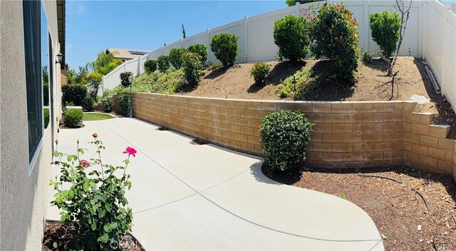 38030 Turning Leaf Ct, Murrieta, CA 92563 - photo 21
