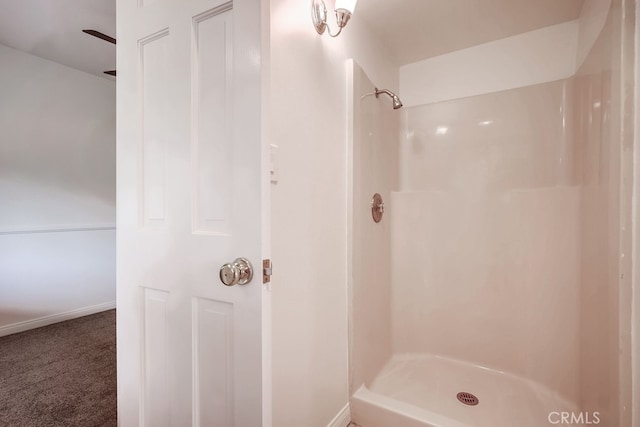 44196 La Cruz Dr, Temecula, CA 92590 - bathroom featuring a shower