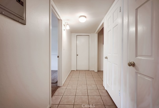 44196 La Cruz Dr, Temecula, CA 92590 - hall with light tile patterned floors and baseboards