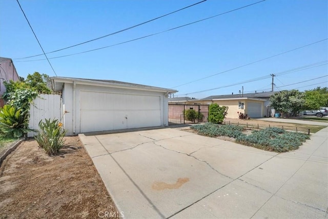 1646 W 168th St, Gardena, CA 90247 - view of detached garage