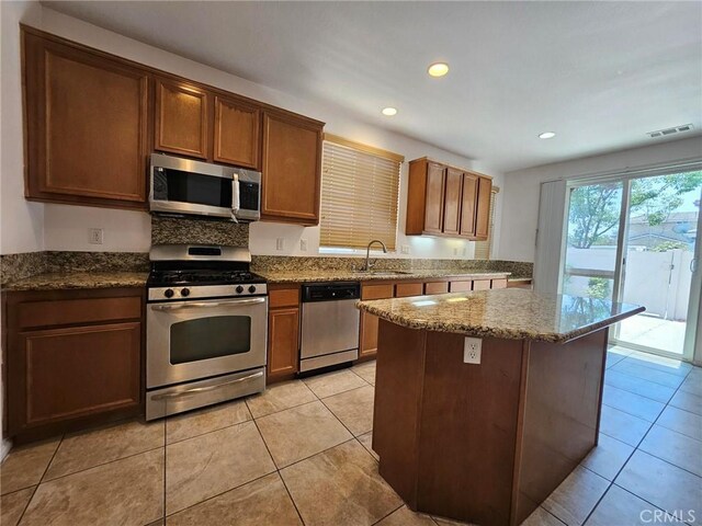 22350 Yorke Rd, Moreno Valley, CA 92553 - photo 8