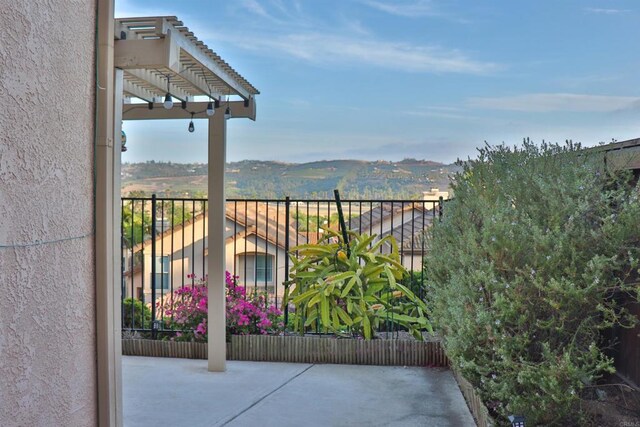 5787 Barbary Pl, Bonsall, CA 92003 - view of patio with a balcony