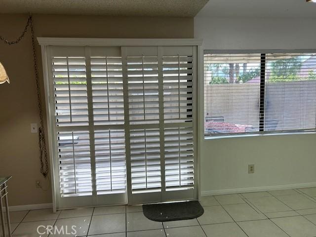 61765 Arroyo Rd Unit 5, Palm Springs, CA 92264 - detailed view of baseboards