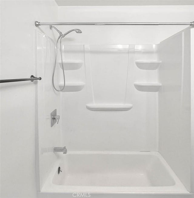 810 Edgewood St Unit 302, Inglewood, CA 90302 - full bathroom featuring bathing tub / shower combination