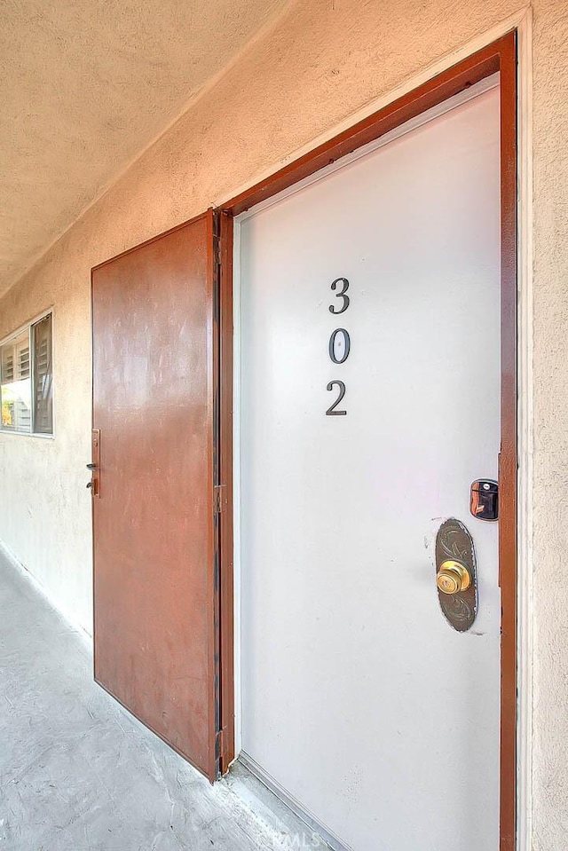 810 Edgewood St Unit 302, Inglewood, CA 90302 - view of doorway to property