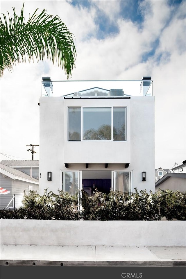 312 35th St, Newport Beach, CA 92663 - view of front of home featuring stucco siding