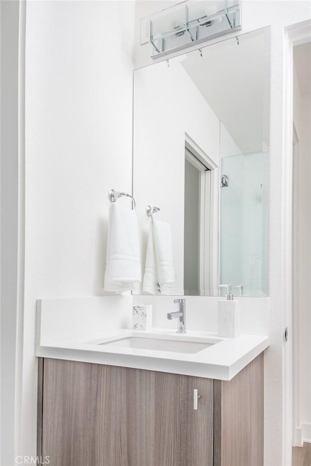 312 35th St, Newport Beach, CA 92663 - bathroom featuring vanity