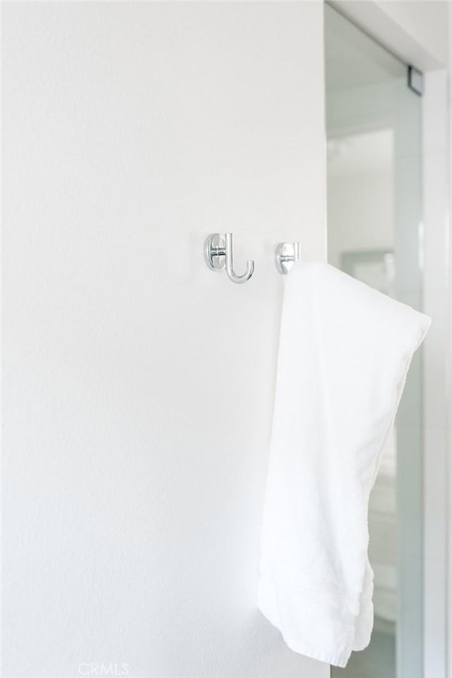 312 35th St, Newport Beach, CA 92663 - view of bathroom