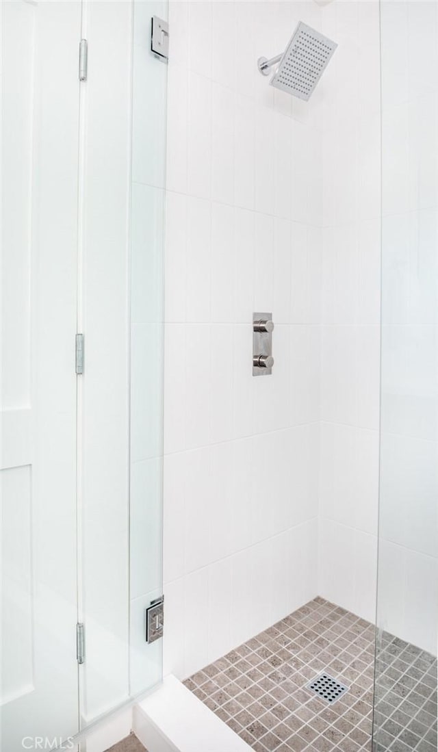 312 35th St, Newport Beach, CA 92663 - full bath with a stall shower