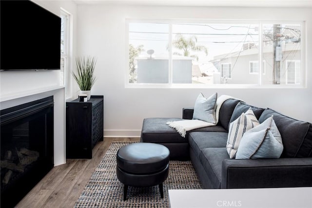 312 35th St, Newport Beach, CA 92663 - living room with wood finished floors and baseboards