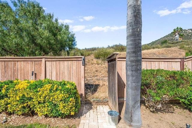 3374 Avocado Vista Ln, Fallbrook, CA 92028 - view of yard