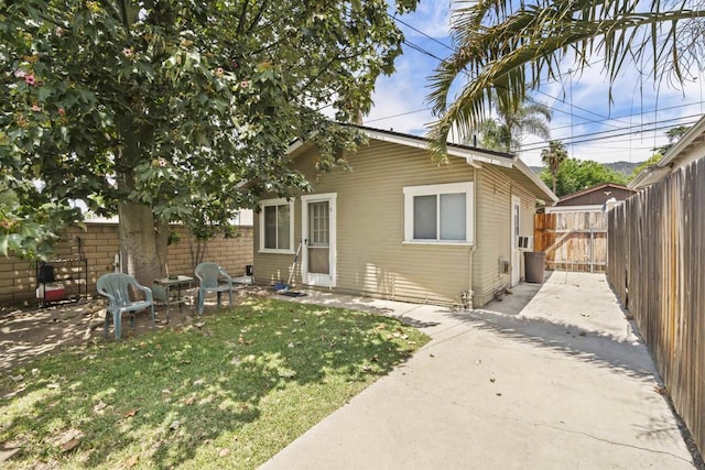 321 E Meda Ave, Glendora, CA 91741 - view of front of property with a patio area