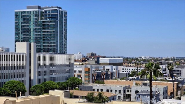 455 E Ocean Blvd Unit 715, Long Beach, CA 90802 - view of property featuring a city view