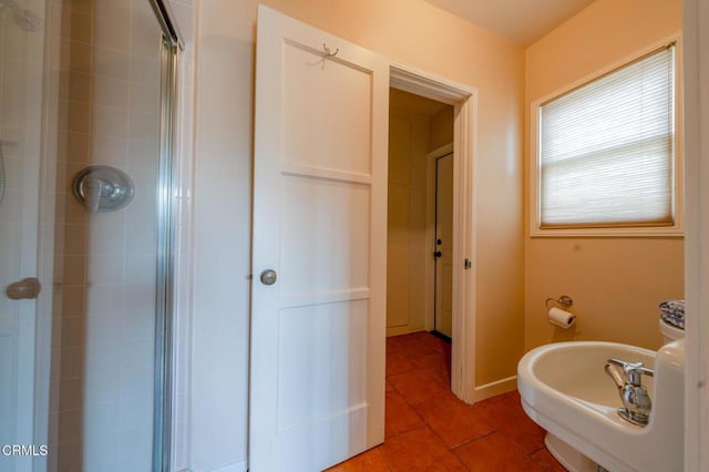 1736 Craig Ave, Altadena, CA 91001 - bathroom with tile patterned floors and a tile shower