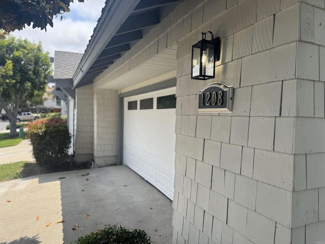 1208 Via Viento Suave, San Marcos, CA 92078 - garage featuring concrete driveway