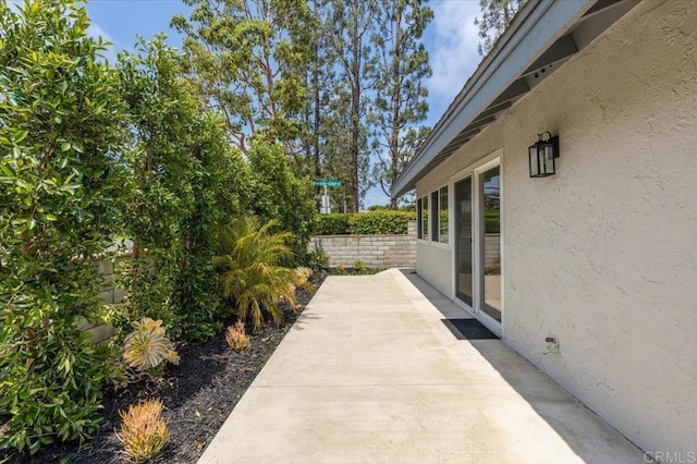 1208 Via Viento Suave, San Marcos, CA 92078 - view of patio / terrace