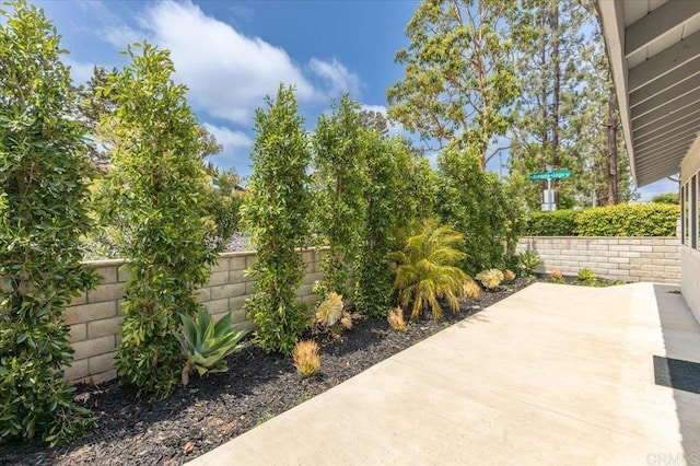 1208 Via Viento Suave, San Marcos, CA 92078 - fenced backyard with a patio