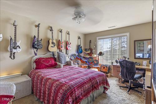 26941 Stirrup Way, Tehachapi, CA 93561 - bedroom featuring ceiling fan and an office area