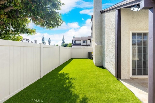 11636 Lambert Ave Unit 12, El Monte, CA 91732 - fenced backyard with a patio