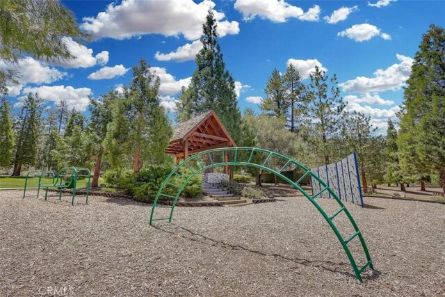 2320 Maplewood Way, Pine Mountain Club, CA 93222 - view of community playground