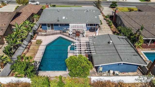 5345 Kenwood Ave, Buena Park, CA 90621 - view of subject property featuring a pool area