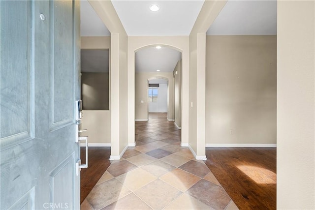 2123 Coconut Pl, Palmdale, CA 93551 - entrance foyer with arched walkways and recessed lighting
