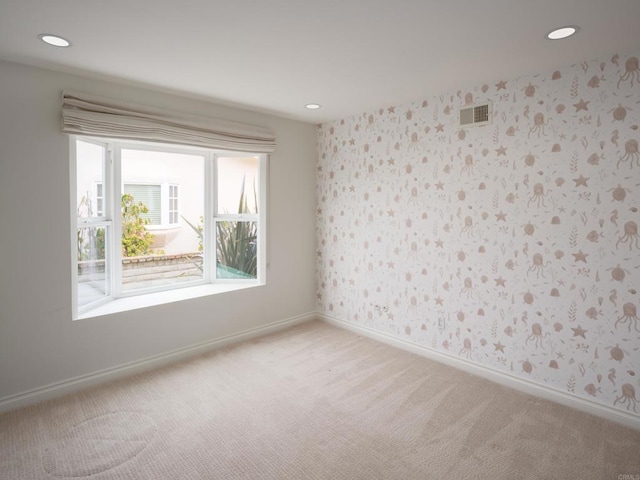 1695 Alta La Jolla Dr, La Jolla, CA 92037 - unfurnished room featuring light carpet, baseboards, recessed lighting, and wallpapered walls