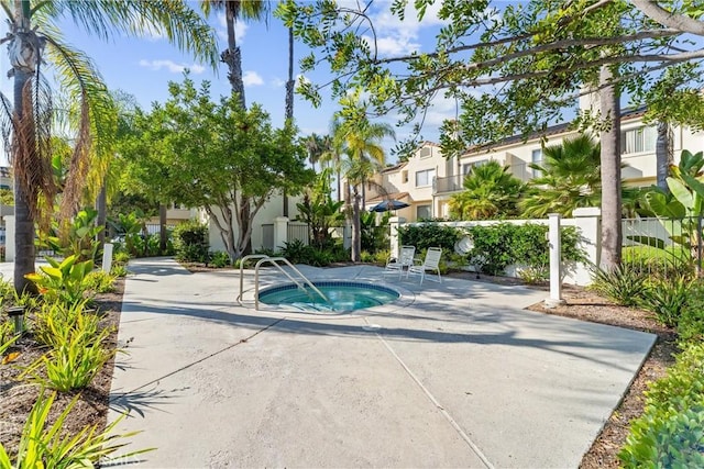 3 Fleurance St, Laguna Niguel, CA 92677 - view of swimming pool featuring a community hot tub, a residential view, and a patio area