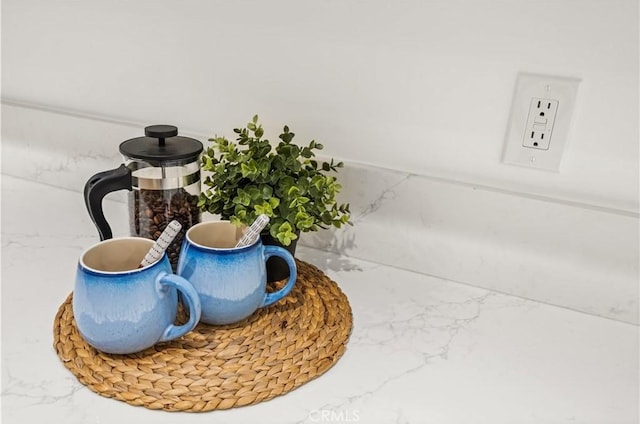 6005 S La Brea Ave, Los Angeles, CA 90056 - photo 21