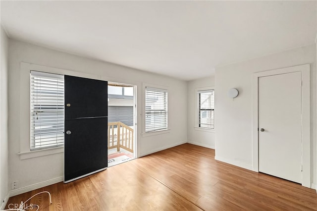 1634 Bayview Dr, Hermosa Beach, CA 90254 - foyer with wood finished floors and baseboards