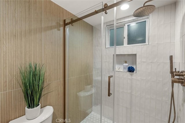 1529 Steinhart Ave, Redondo Beach, CA 90278 - bathroom featuring a shower stall and toilet