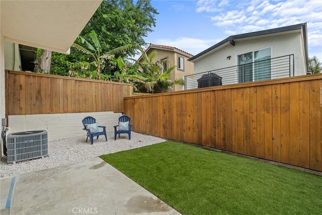 1529 Steinhart Ave, Redondo Beach, CA 90278 - view of yard with central air condition unit and a patio area