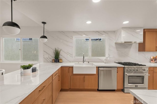 1529 Steinhart Ave, Redondo Beach, CA 90278 - kitchen with appliances with stainless steel finishes, a sink, premium range hood, plenty of natural light, and recessed lighting