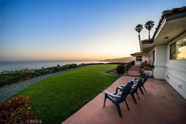 1000 Park Ave, Cayucos, CA 93430 - view of green lawn with a patio and a water view