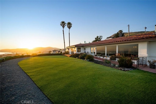 1000 Park Ave, Cayucos, CA 93430 - yard at dusk with a yard