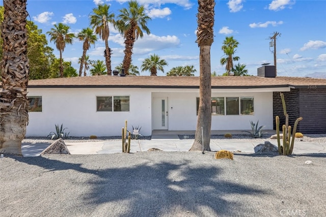 2665 E Vincentia Rd, Palm Springs, CA 92262 - single story home with stucco siding and central AC