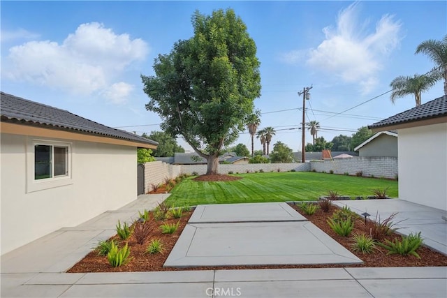 830 Huerta Verde Rd, Glendora, CA 91741 - view of yard with a patio area