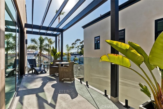 622 1st Pl, Hermosa Beach, CA 90254 - view of sunroom / solarium