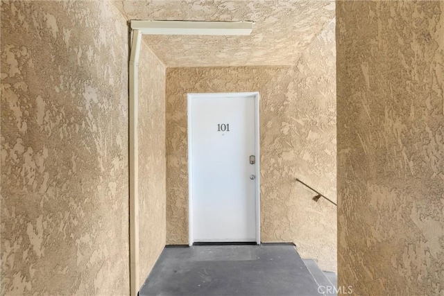 1425 E 2nd St Unit 101, Long Beach, CA 90802 - doorway to property with stucco siding