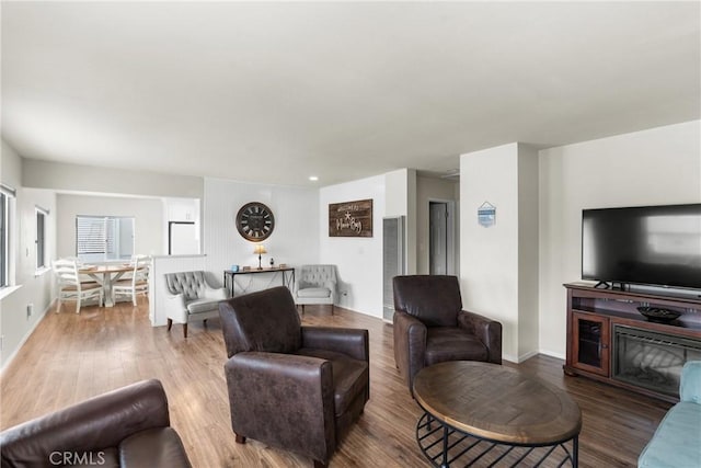 480 Mindoro St, Morro Bay, CA 93442 - living area featuring wood finished floors and baseboards