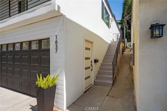 1637 Spreckels Ln, Redondo Beach, CA 90278 - view of garage