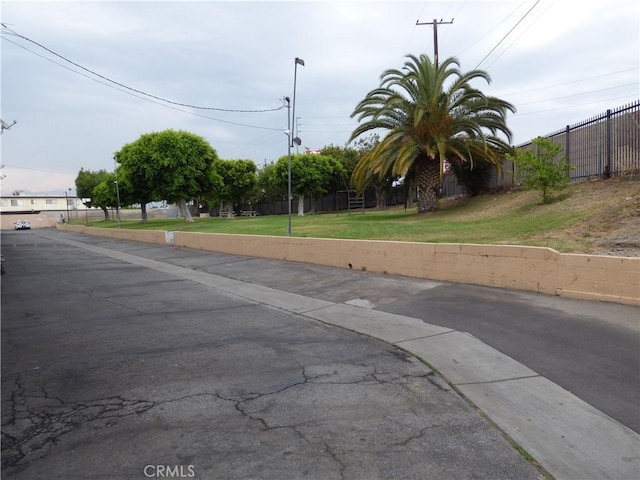 3000 Vineland Ave Unit 10, Baldwin Park, CA 91706 - view of asphalt street