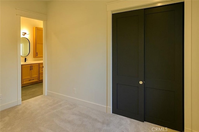26603 Windward Rd, Lake Arrowhead, CA 92352 - unfurnished bedroom featuring carpet floors, ensuite bathroom, and a closet
