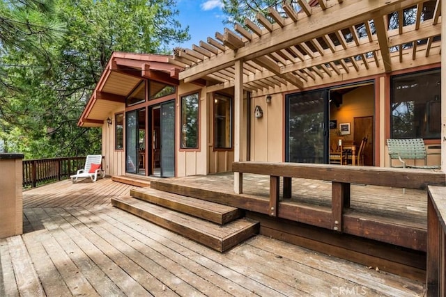 26823 Crestview Dr, Idyllwild, CA 92549 - deck with a pergola