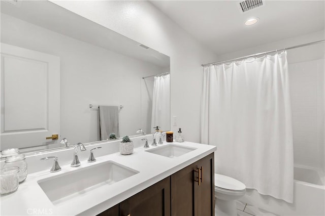 28341 Heather Green Way, Menifee, CA 92584 - bathroom with double vanity, toilet, shower / tub combo with curtain, and recessed lighting