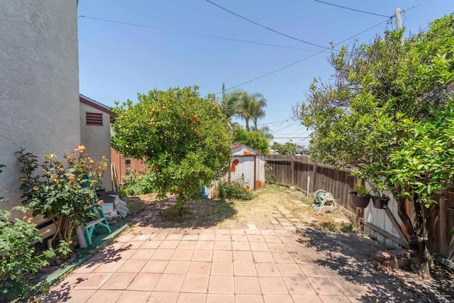 4643 Cherokee Ave, San Diego, CA 92116 - fenced backyard featuring a patio area