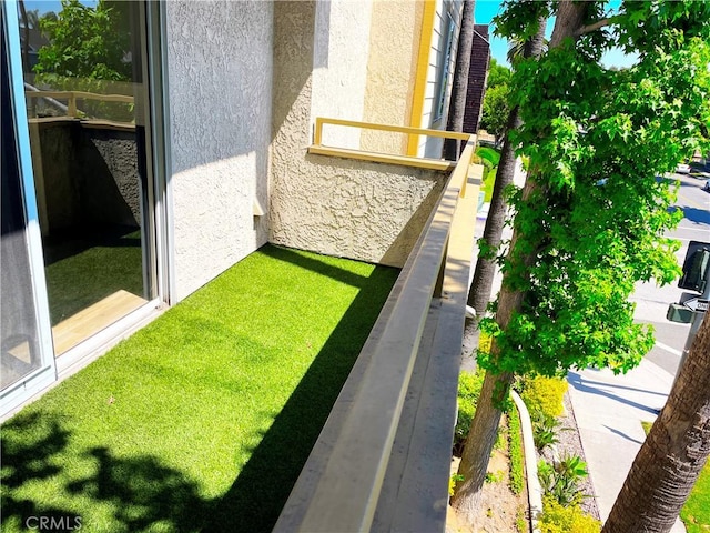 645 Chestnut Ave Unit 202, Long Beach, CA 90802 - view of yard