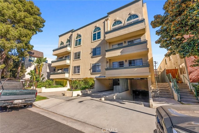 4426 Ventura Canyon Ave Unit 204, Sherman Oaks, CA 91423 - view of building exterior with stairway