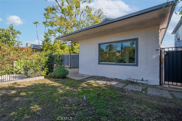 244 N Hollywood Way, Burbank, CA 91505 - view of side of home with stucco siding