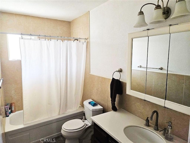 7121 Lion St, Rancho Cucamonga, CA 91701 - full bathroom featuring vanity, toilet, shower / tub combo with curtain, and tasteful backsplash